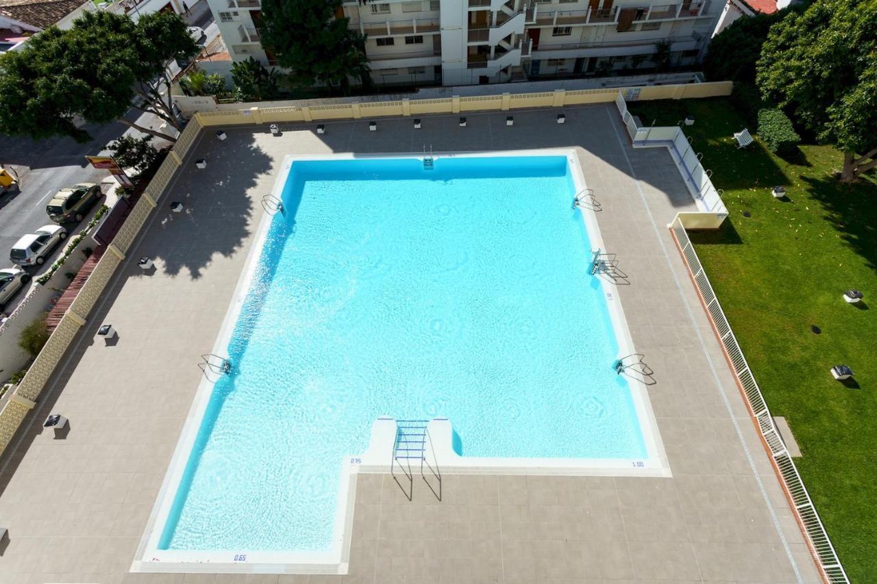 Malagasuite Carihuela Apartments Torremolinos Exterior photo