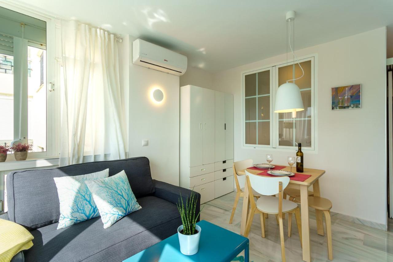 Malagasuite Carihuela Apartments Torremolinos Exterior photo