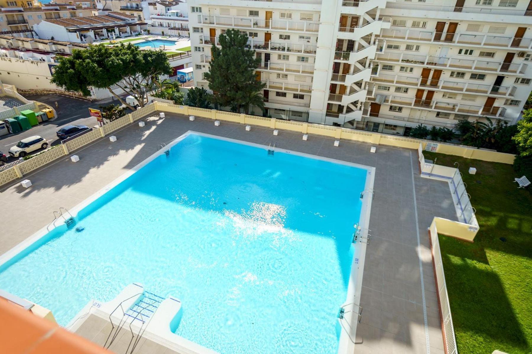 Malagasuite Carihuela Apartments Torremolinos Exterior photo